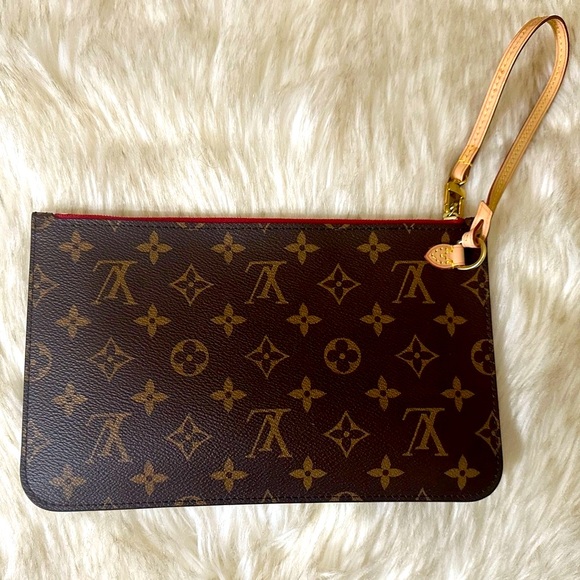 Like New*Authentic**Louis Vuitton neverfull MM Pochette - Picture 1 of 16